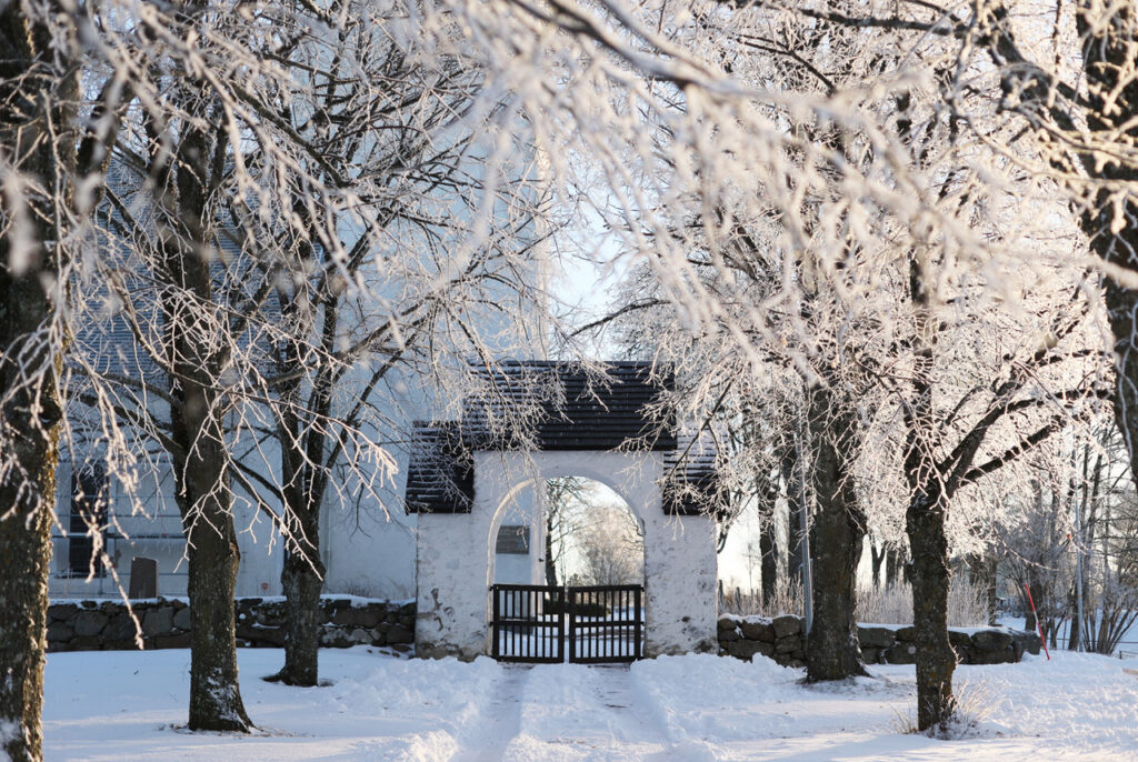 kyrka vinter